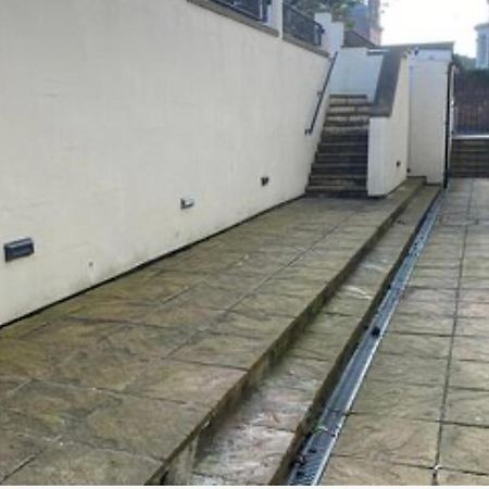 Easby Breakaways - **Modern Apartment 5 Mins From South Bay, Scarborough** Eksteriør billede