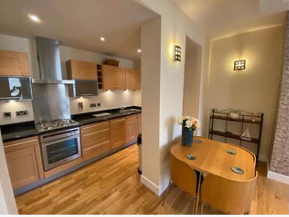Easby Breakaways - **Modern Apartment 5 Mins From South Bay, Scarborough** Eksteriør billede
